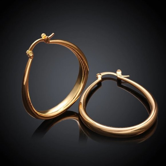 NEW 18K Yellow Gold 1.5'' Oval Hoop Earrings - Picture 4 of 12
